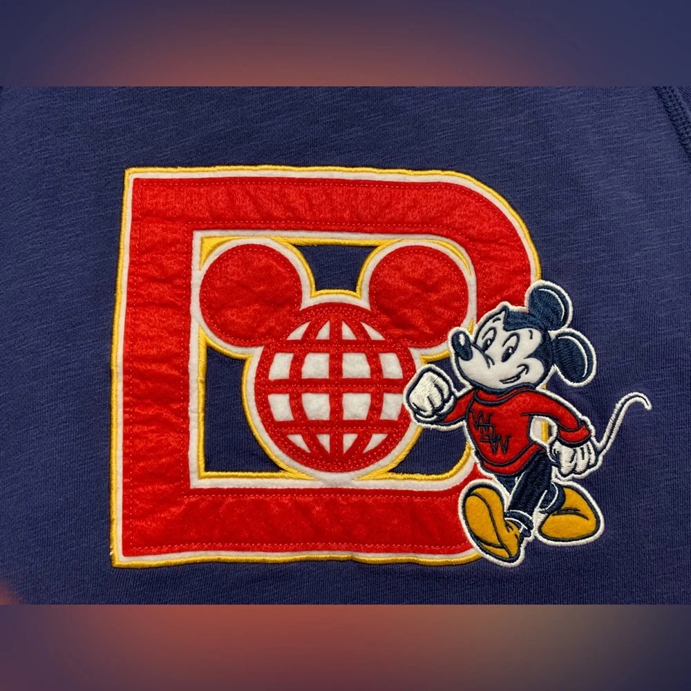 Vintage Disney Parks Varsity Letter Pullover Sweatshirt. EUC. Size Small.